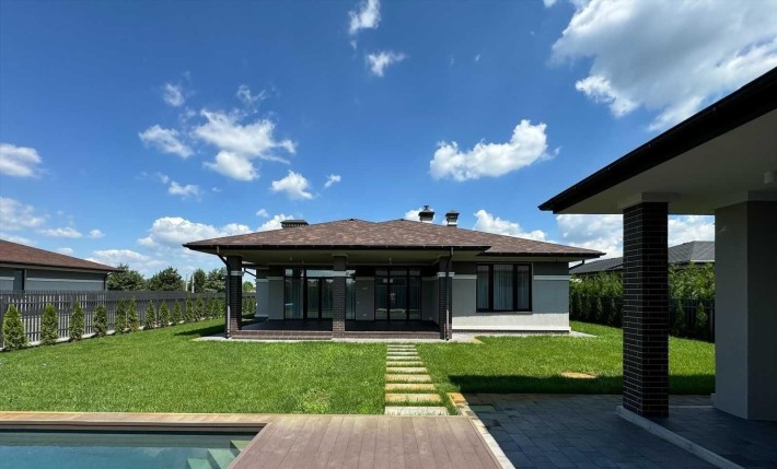 (Без% )Золоче, Zoloche, Вишеньки , закрита територія, свій басейн - фото 1
