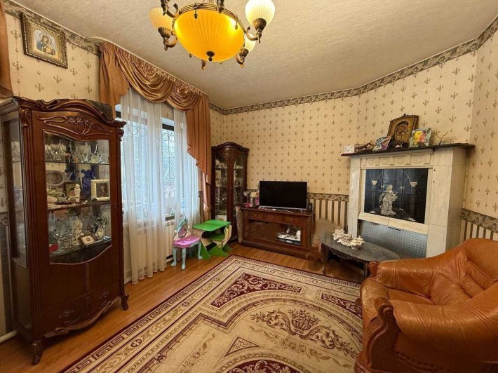 Продаж будинку 300,4м2, 5 кімнат, 15 соток. Гараж. Центр. ID:321 - фото 1