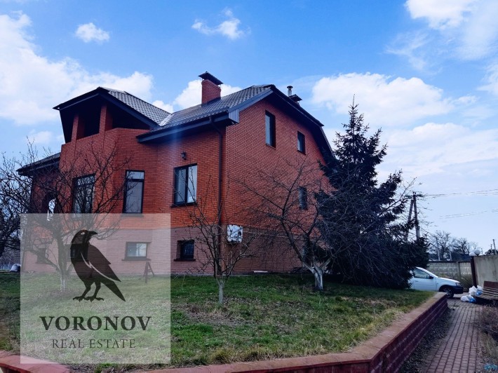 Дом с озером с Вишенки, 480м2, рядом  Осокорки и Золоче - фото 1