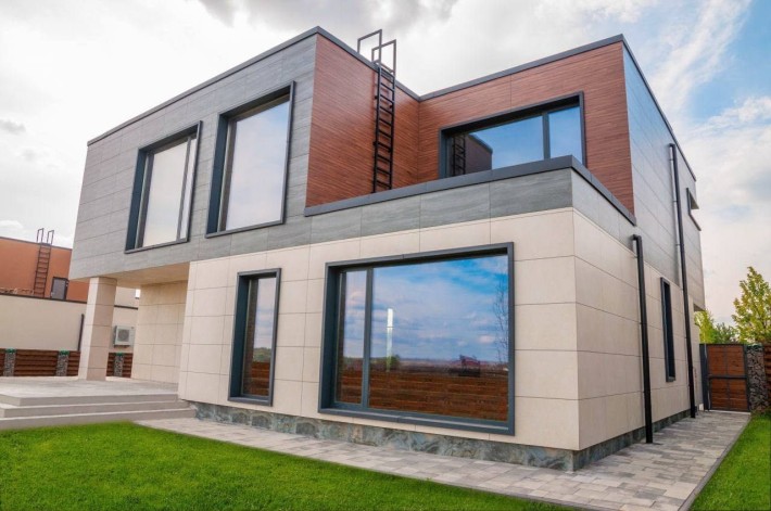 Продається двоповерховий будинок 1426 $ за м.кВ - фото 1