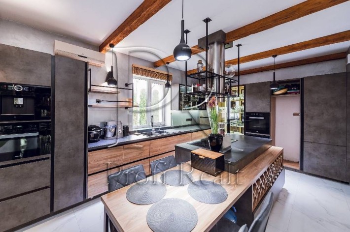 Продаж будинку з ремонтом 237 кв.м. Гореничі - фото 1