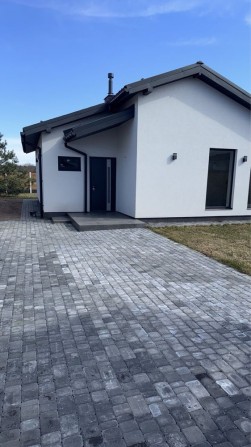 Продається сучасний будинок у затишному передмісті Бобриця Київ.обл. - фото 1