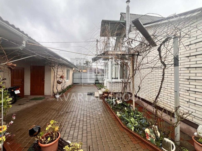 Будинок з ремонтом, дом, дуплекс в Ірпіні, - фото 1