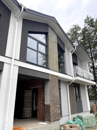 Продам невеликий готовий будинок, 10 хв до центру. Розтермінування - фото 1