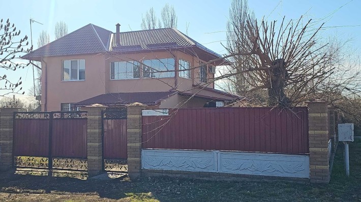 Будинок з цікавою архітектурною думкою! - є відеоогляд будинку! - фото 1
