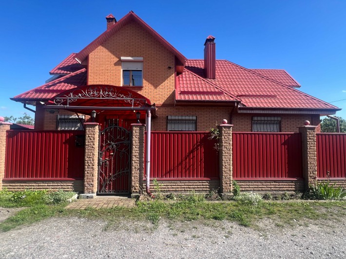 Продаж ексклюзивного 4 кім будинку з басейном, сауною в місті Яготин - фото 1