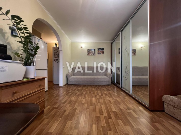 Продаж 2к квартири в Солом'янському районі Василенка 23А - фото 1