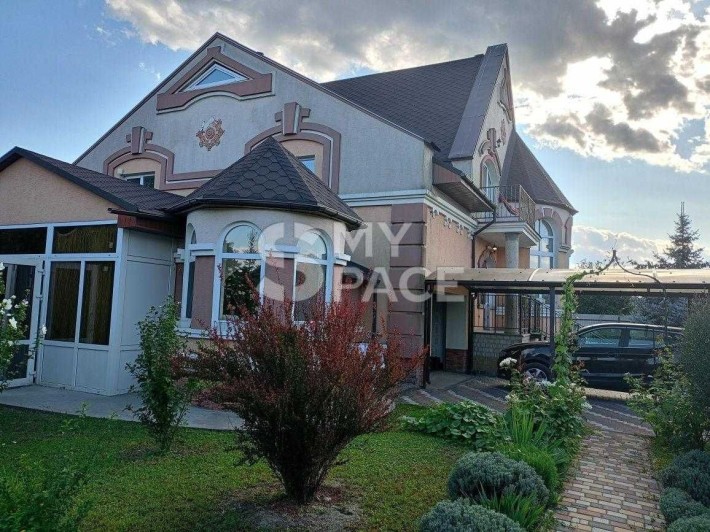Дім у Романкові. Біля озера. Закрита територія. ХОДОСІВКА - фото 1
