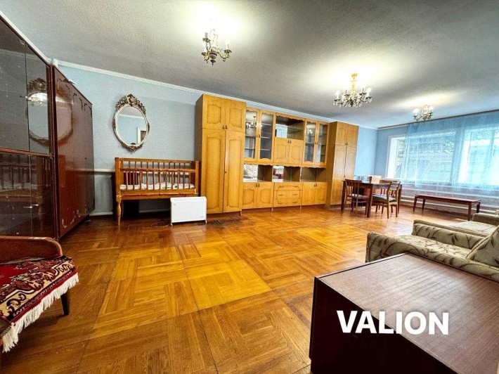 Продаж Житлового БУДИНКА 138 кв.м на 19 сотках в ЦЕНТРІ Баришівки - фото 1