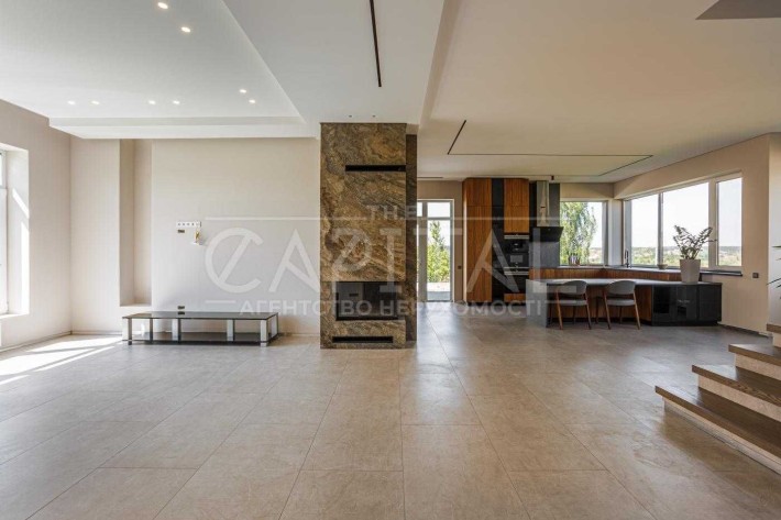 Срочно! Продам дом 260м2 в КГ Home Resort. Березовка. Газ. Киев 15 мин - фото 1