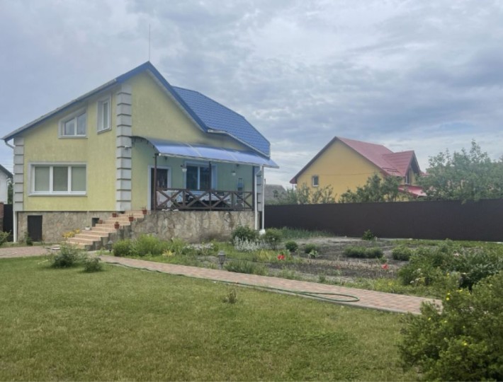 с. Пороскотень! 140 м2! 10 соток, будинок з ремонтом та сауною! - фото 1