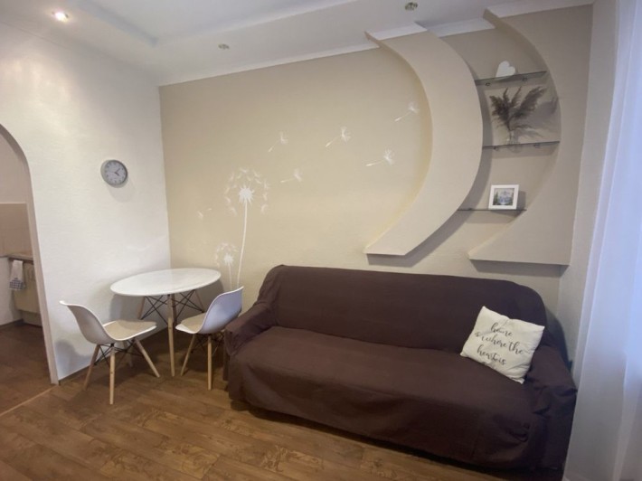 Продаж кімнати з ремонтом в Центрі - фото 1