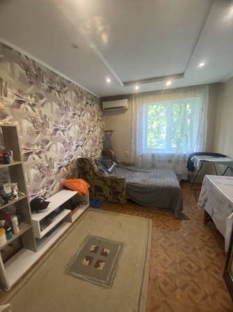 Продаж кімнати в гуртожитку на Молодіжній - фото 1