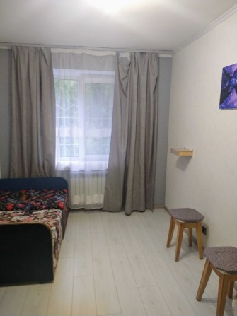 Продам 3 кімнати в гуртожитку, без%, м.Лісова, Лісовий проспект - фото 1