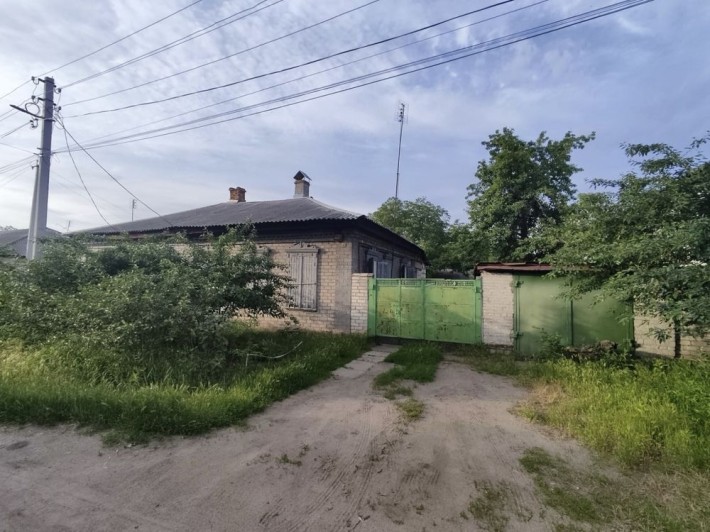 Терміново ! Продається половина будинку в самому серці Кременчука! - фото 1