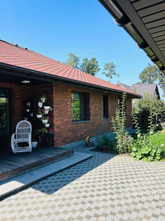 Будинок з ремонтом, меблями та технікою в Бучі - фото 1