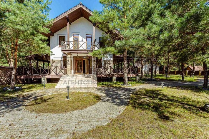 Срочно! Продам дом 314м2 в Дмитровке. Закрытый КГ. Лифт. Газ. Подвал - фото 1