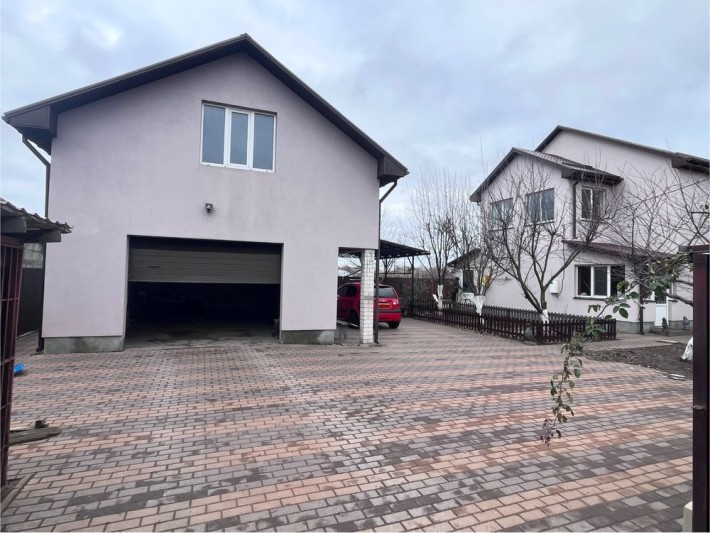 Будинок у стані заходь і живи,Красилівка,центр - фото 1