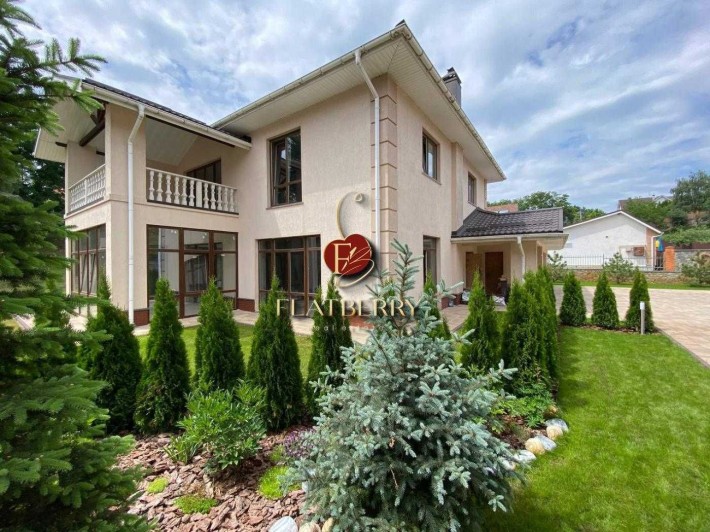 Без% Продажа дома, 423 м2, два этажа, с. Иванковичи, ул. Счастливая - фото 1
