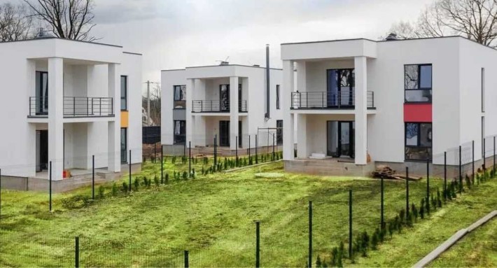 Продаж чудового БУДИНКУ з газом на 8 сотках с.Іванковичі - фото 1
