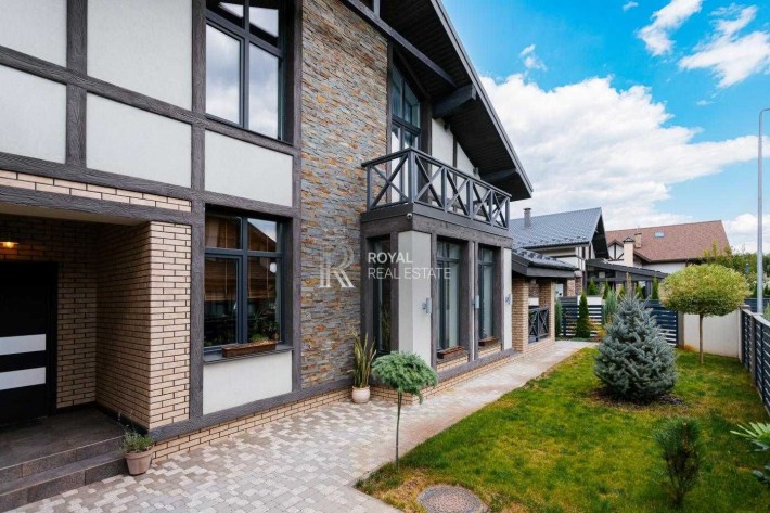 Продаж Будинку Круглик КМ Lake Wood 200м2 4 сотки Одеський напрямок - фото 1