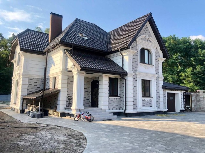 Будинок з РЕМОНТОМ та Меблями. Земля 15сот! Ліс, Море 200м. - фото 1