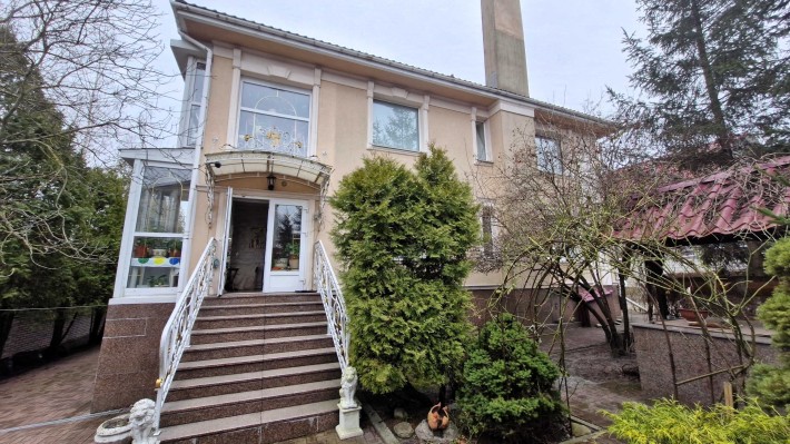 Просторий будинок 340 м² в екозоні, 12 соток, Малютянка – відеоогляд - фото 1
