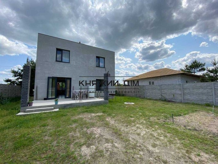 ПРОДАЖ БЕЗ КОМІСІІ 2-х поверховий будинок с.Мила код 2211772 - фото 1