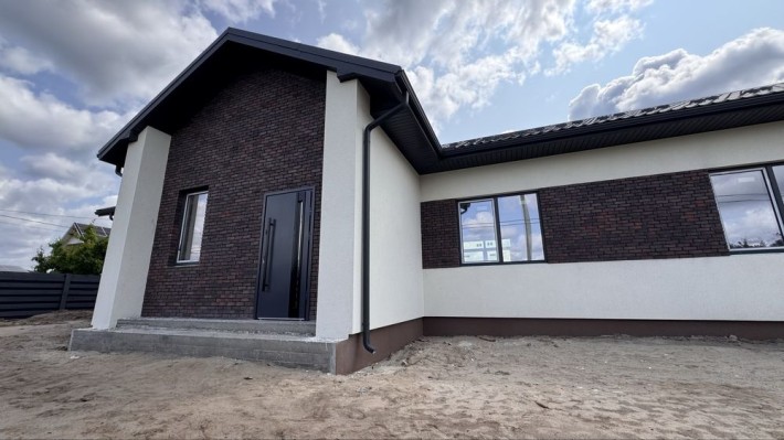Продаж будинку під Києвом, 5км. від Києва - фото 1