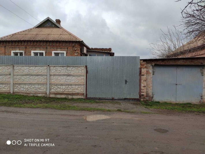 Продам благоустроенный дом Ц-Городской р-он Карнаватка - фото 1