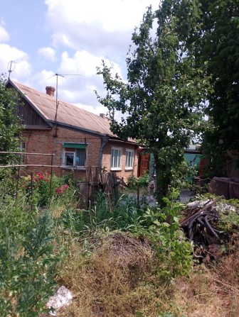 Продам дом с большим участком земли от владельца - фото 1
