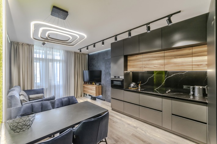 Продається 2к квартира 82 кв.м з дизайнерським ремонтом в ЖК Династія - фото 1