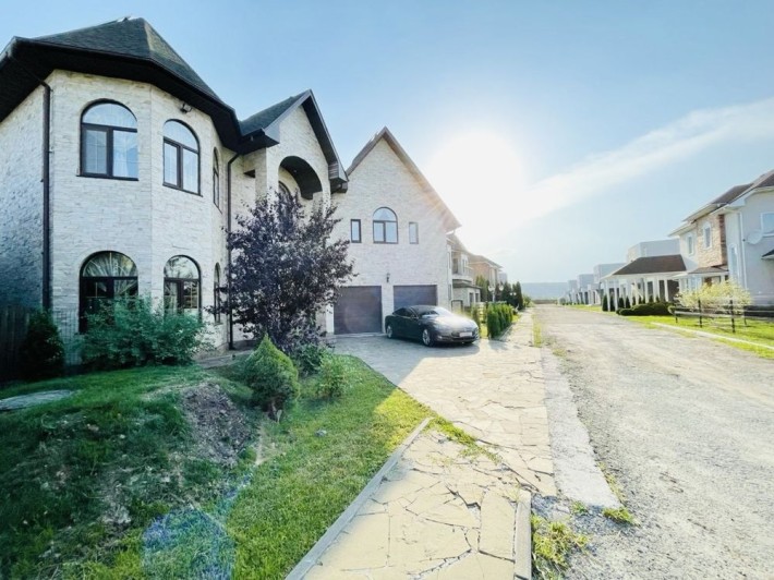 Продаж чудового будинку в Нових Безрадічах - фото 1