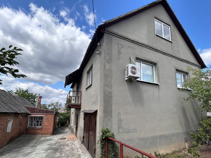 Продам Дом 170м2 + Флигель 45м2 ул. Гоженко - фото 1