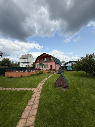 Продаж будинку з басейном - фото 1