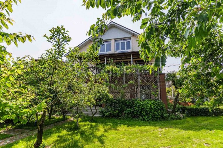 Продам дом 380m² в три этажа с выходом НА ВОДУ, Козин/ Плюты - фото 1