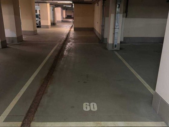 Оренда паркомісця 250$ міс., БЦ Summit, Михайла Грушевского 9А. Киев