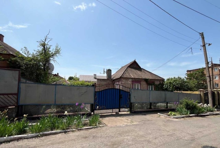 Обмін/ Продаж будинку з гаражем Площа Визволення - фото 1