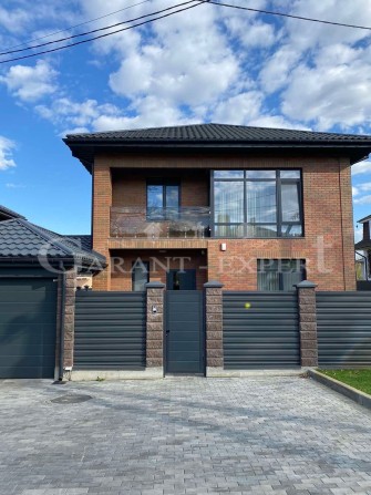 Продаж унікального будинку в Стоянці, 16 км від Києва, Номий ремонт - фото 1