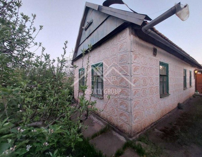 Продаж будинку у ЦМ р-ні по вул.Шмідта (Карнаватка) - фото 1
