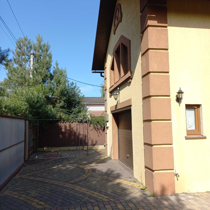 Продам сучасний будинок з гаражем і ділянкою біля лісу, Путрівка - фото 1