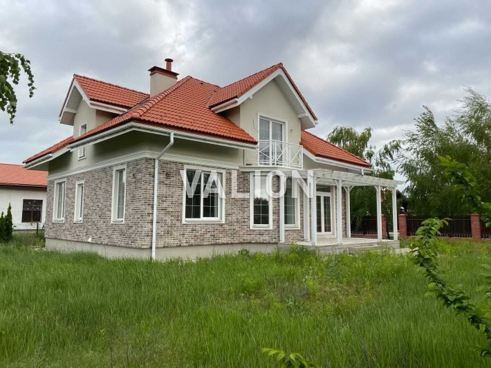 Продаж будинку 210 м2 в КМ Рославичі, Київська обл, Обухівський рн - фото 1