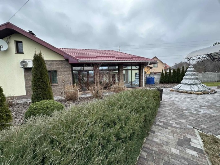 Продам затишний будинок 142 м2 в Безрадичах - фото 1