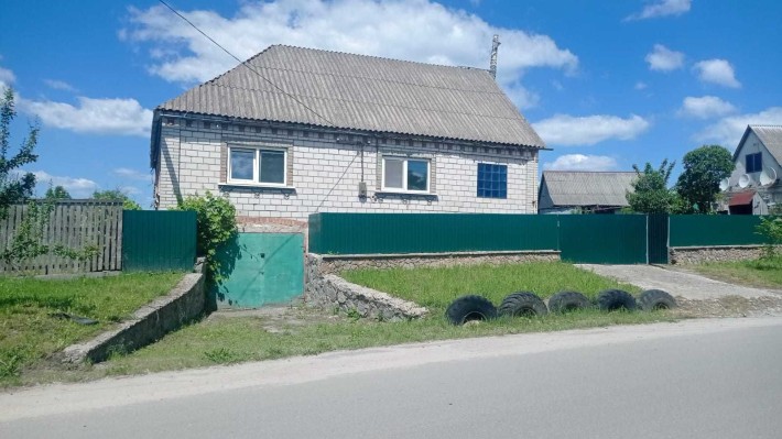 Продам будинок в с. Фурси Білоцерківського р-н - фото 1