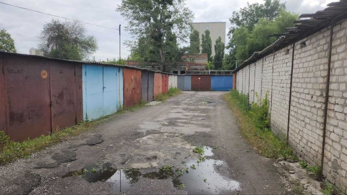 Сдам гараж возле ЮЖД - фото 1