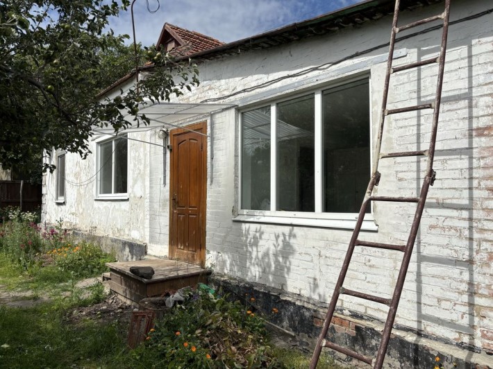 Продаж частини будинку виділеної у окрему одиницю у районі Юрівка! - фото 1