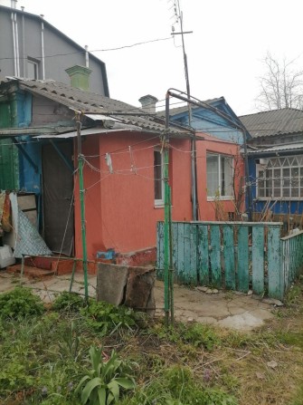 Продам частину будинку, центральна частина міста - фото 1