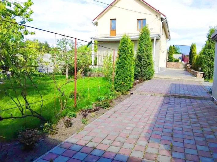 Продам будинок с. Юрівка, 9 соток.Газ,баня,погріб,зона відпочинку - фото 1
