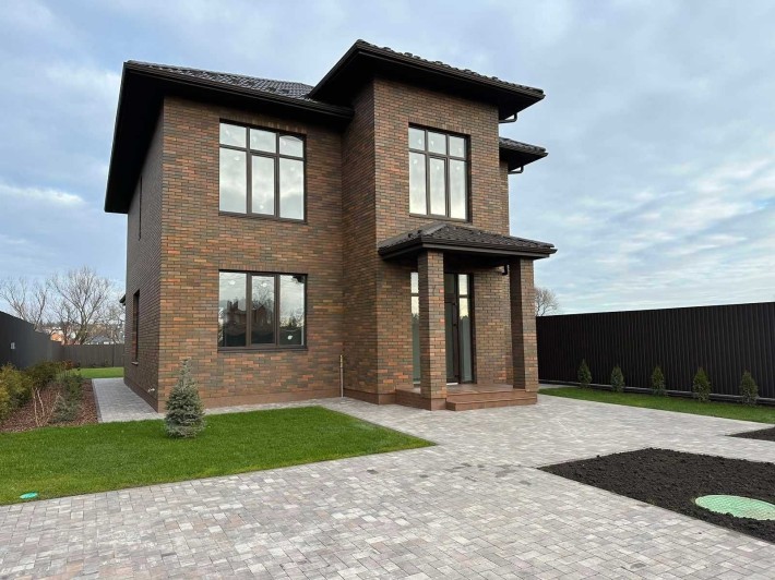 Продам БУДИНОК 180м2 у Білогородці/Ділянка 9 соток/ГАЗ - фото 1