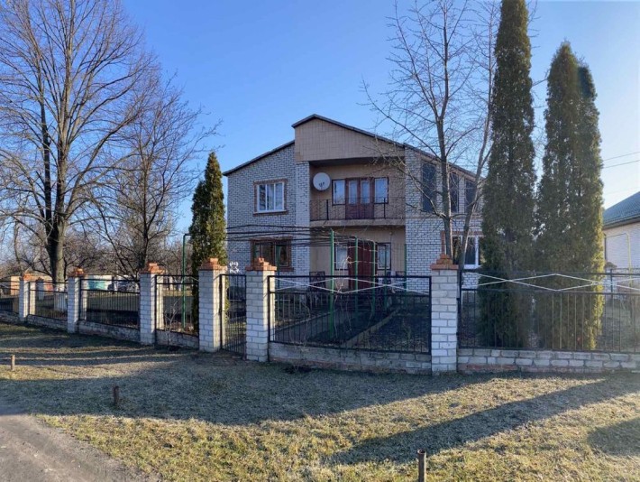 Будинок в Новгородці Кіовоградська область - фото 1